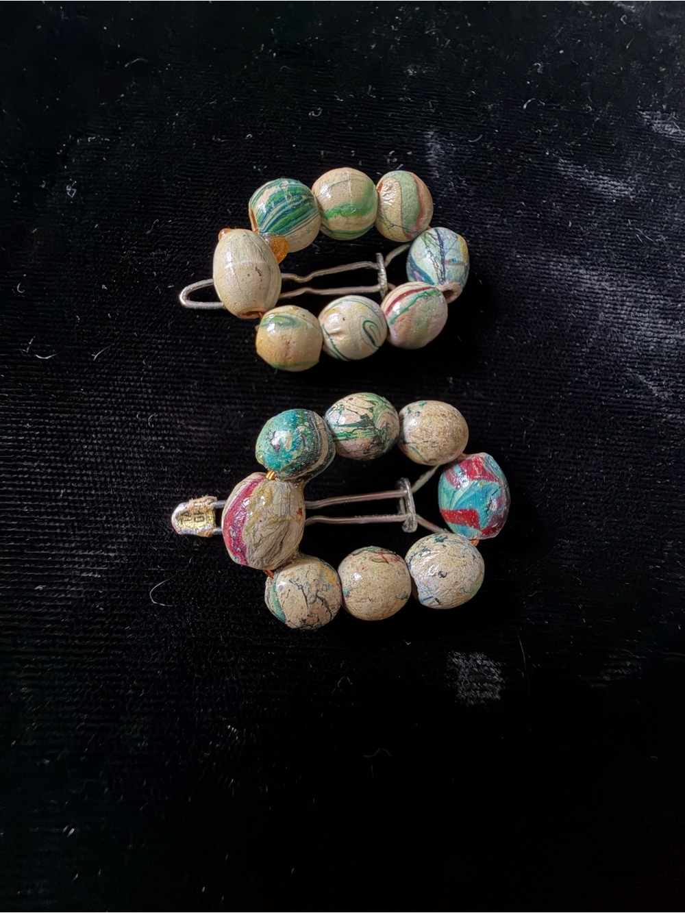 Vintage Pair Marbled Wood Bead Glove Clips - 1930s-1950s Dress Clips